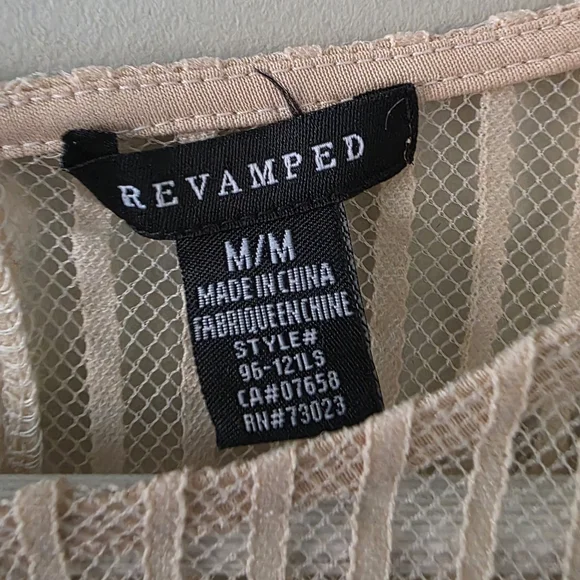 NWOT Revamped M Y2K Whimsigoth Romantic Coquette Girl Lace Mesh Crop Top - Picture 4 of 14